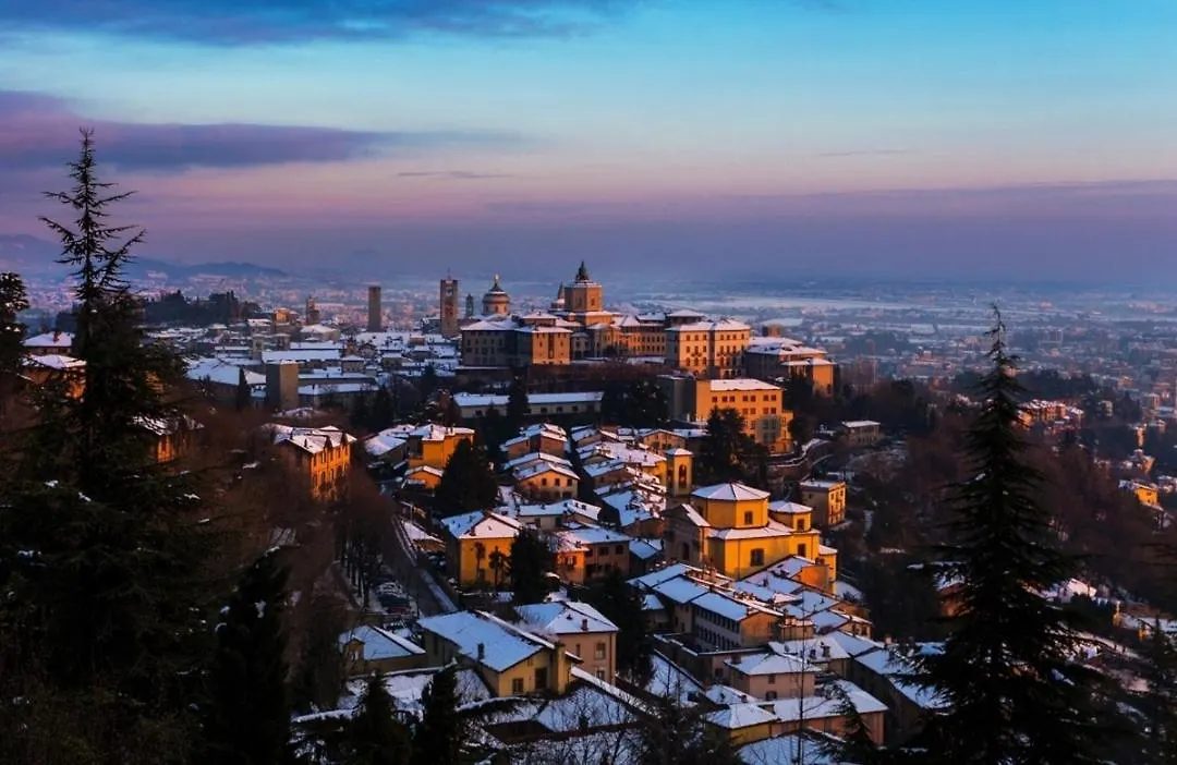 B&B Sotto Le Mura Bérgamo 0*,  Italia
